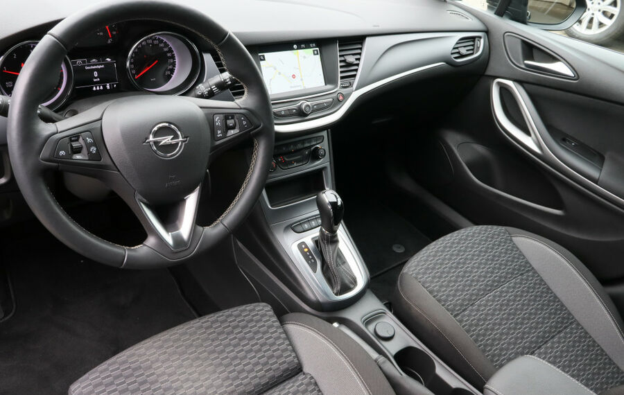 Opel Astra 1.5 D Aut. Edition NAV+LED+SHZ+16ZO+DAB+PP