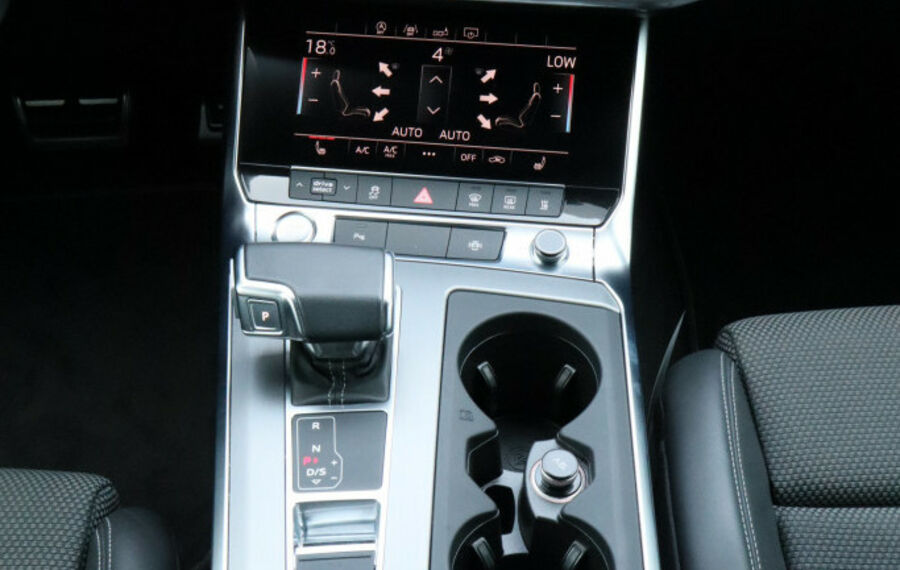 Audi A6 Avant 40 TDI S-Line NAV+LED+CARPLAY+VCOCKPIT