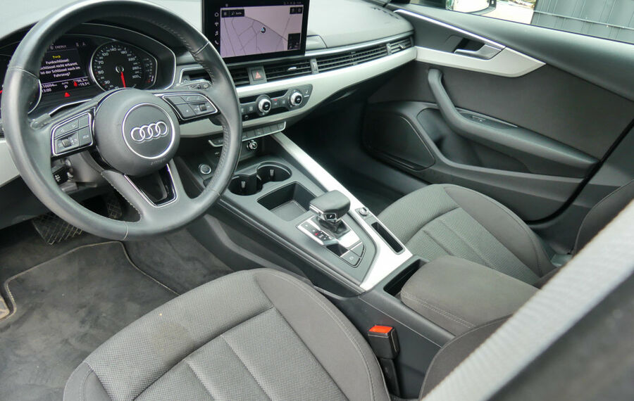 Audi A4 Avant 40 TDI S-Line NAV+LED+KAMERA+SHZ+19ZOLL