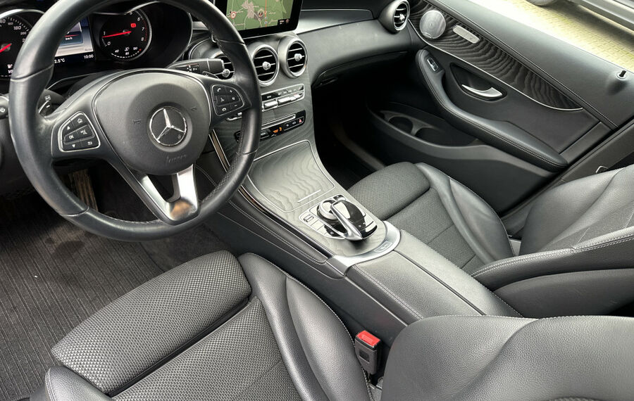 Mercedes-Benz GLC 250 4Matic 9G-T Exclusive NAV+LED+AHK+DISTRO