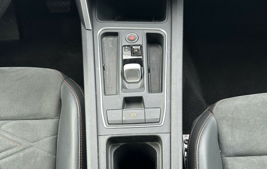 Seat Leon ST 1.5 eTSI DSG FR NAV+LED+ACC+KAM+VCOCKPIT