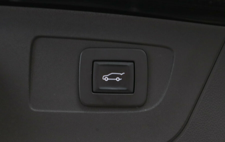Opel Insignia SpT 2.0 D Aut. GS-Line NAV+LED+AHK+HUD