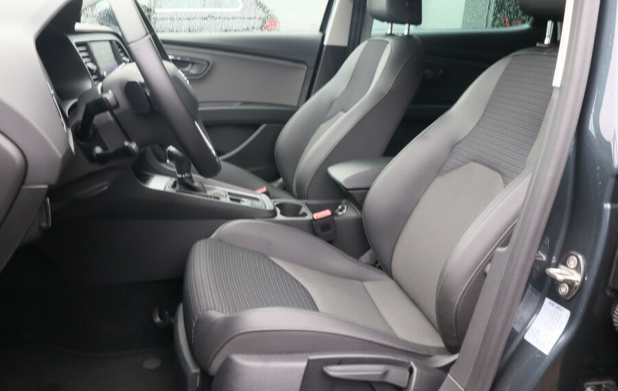 Seat Leon 2.0 TDI DSG Xcellence NAV+ACC+KAM+DAB+EPH  