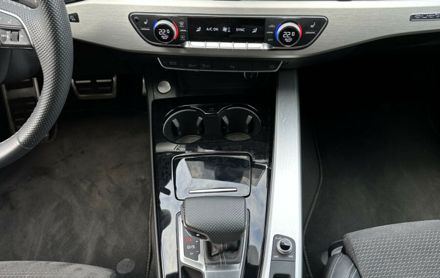 Audi A4 Avant 45 TFSI Qu S-Line NAV+LED+AHK+B&O+PANO 