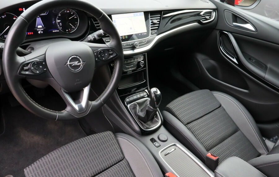 Opel Astra 1.5 D Business Elegance NAV+LED+KAMERA+1HD