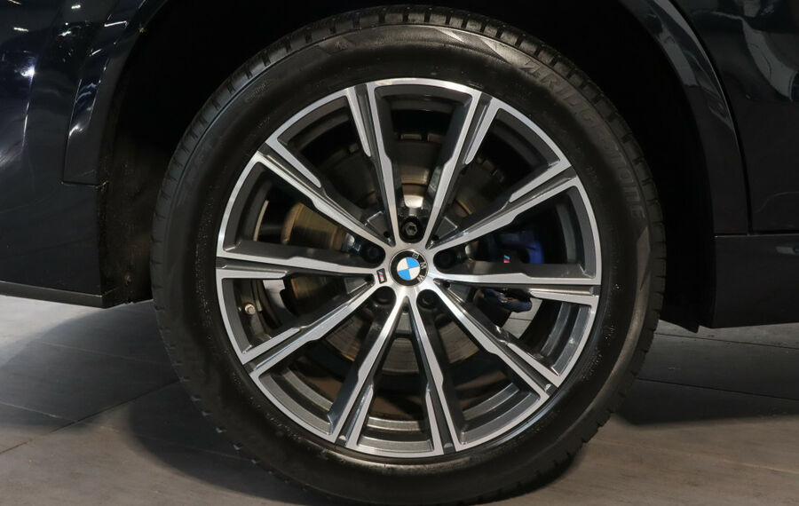 BMW X5 xDrive30d M-Sport NAV+LED+PANO+AHK+ACC+SOFTCL