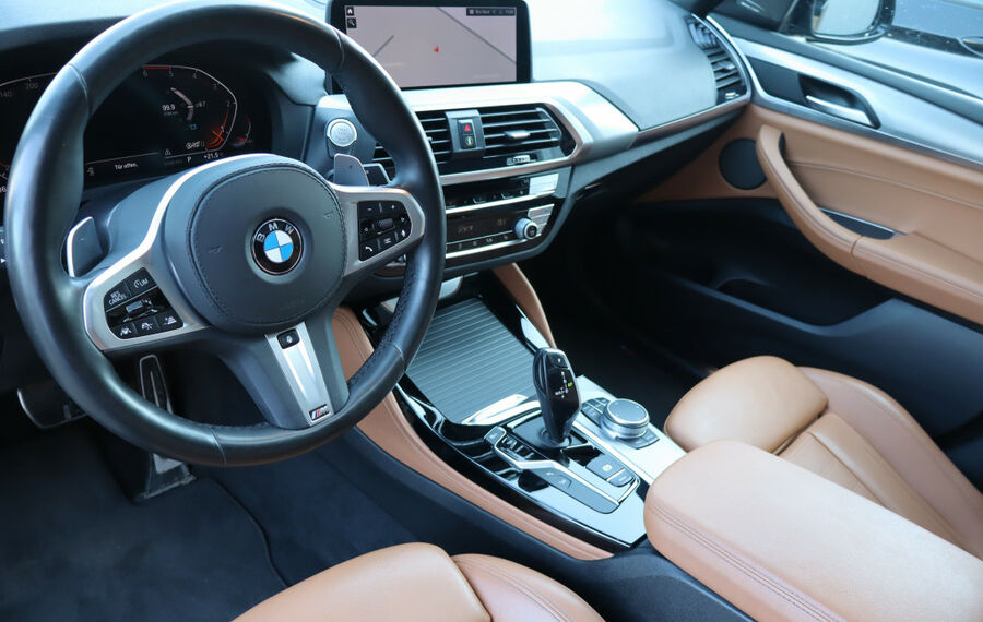 BMW X4 xDrive30d M-Sport NAV+LED+ACC+AHK+PANO+H&K
