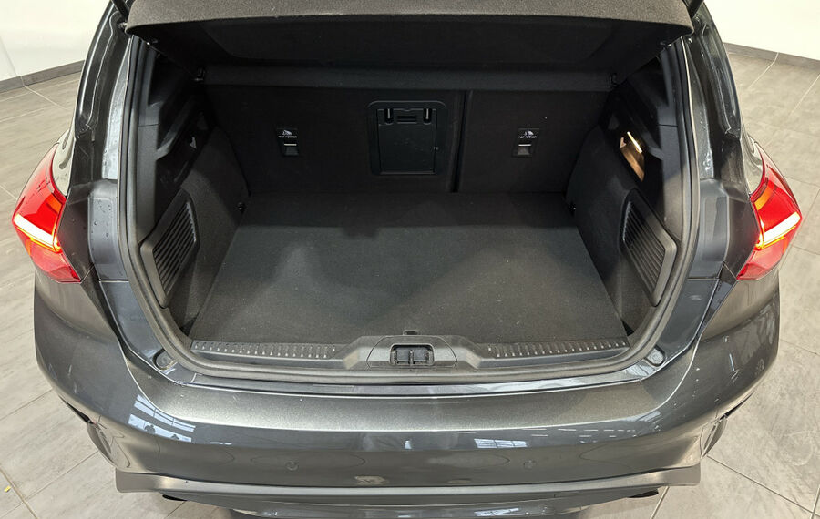 Ford Focus ST 2.3 EcoBoost Aut. NAV+LED+PANO+KAM+19ZO