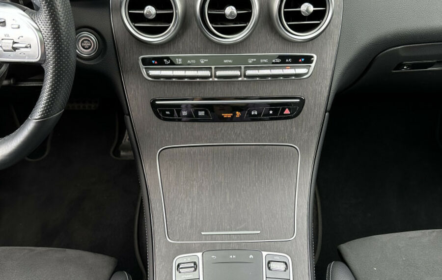Mercedes-Benz GLC 220 d 9G-T 4Matic AMG-Line NAV+LED+PANO+KAM 