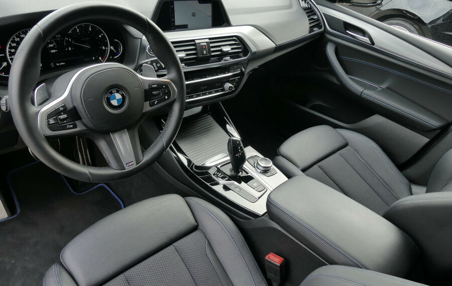 BMW X3 xDrive20d M-Sport Aut. NAV+LED+HEAD-UP+19ZOLL