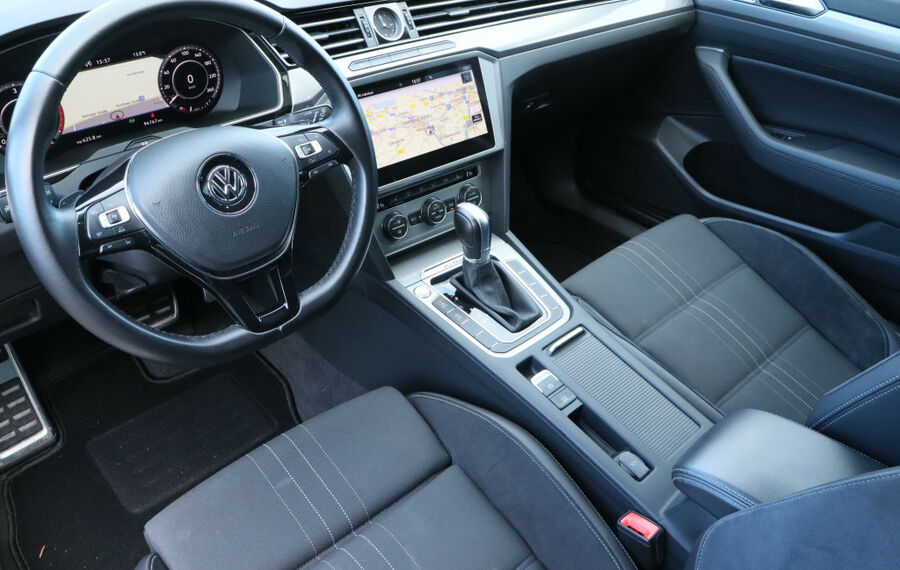 VW Passat Alltrack 2.0 TDI DSG 4Motion NAV+LED+ACC