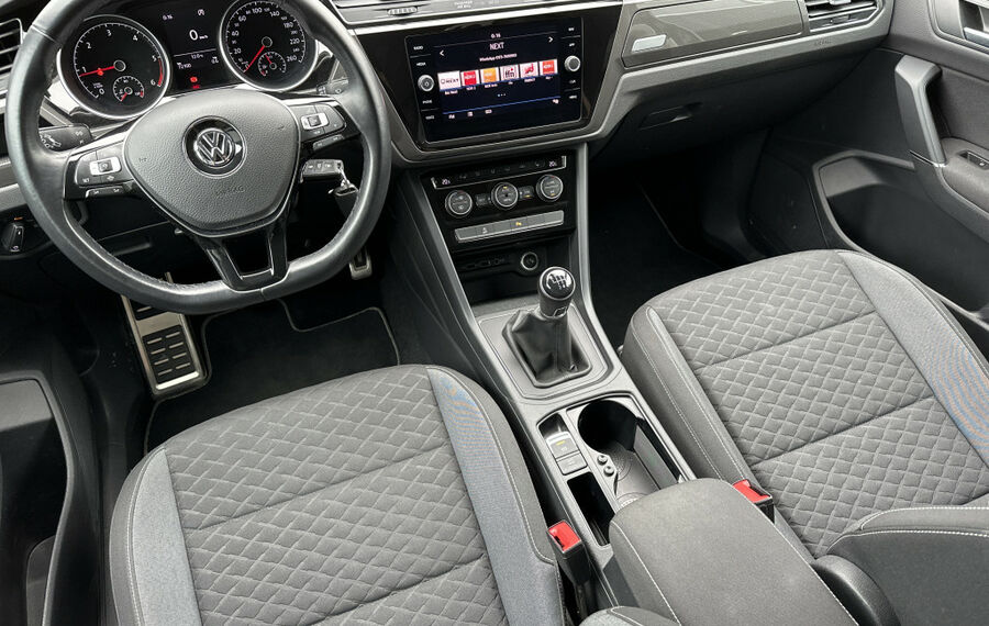 VW Touran 2.0 TDI Join NAV+LED+AHK+ACC+CARPLAY+DAB